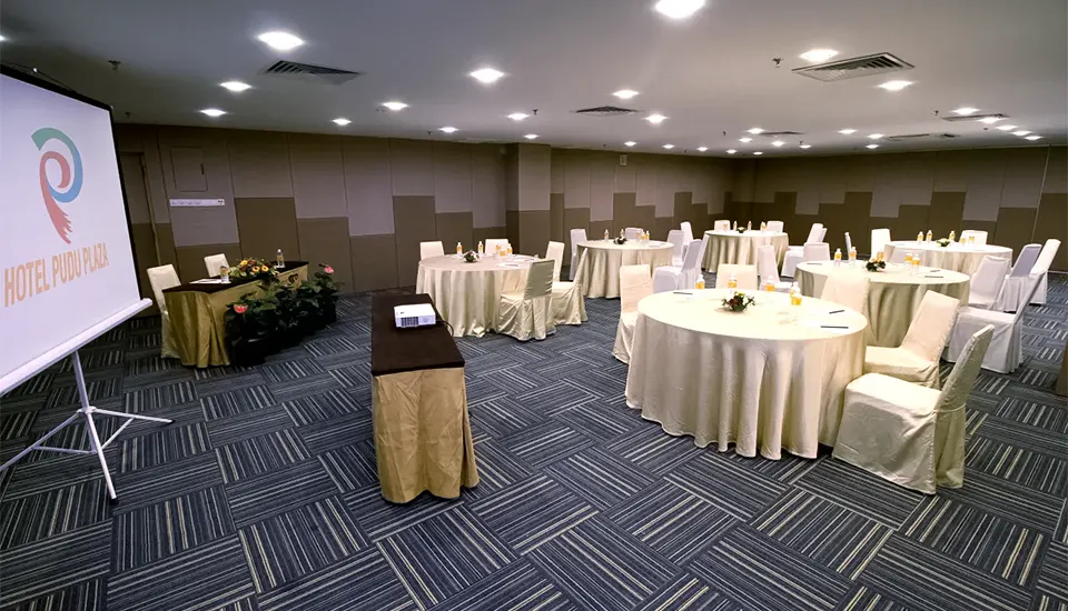 هتل پودو پلازا